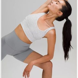 Lululemon align reversible bra in grey stripe and white